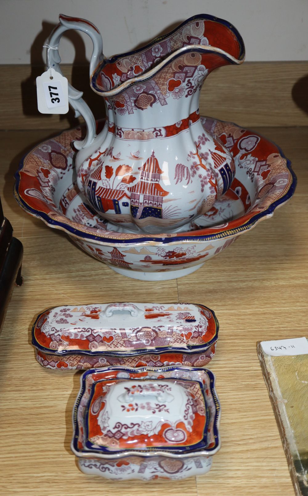 A Victorian ironstone toilet set